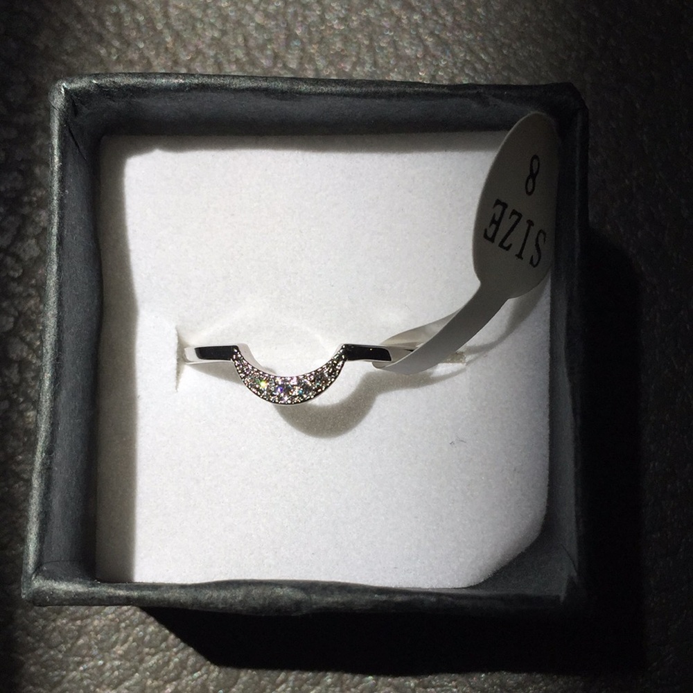 Fragrant Jewels stackable ring sz 8 silver tone